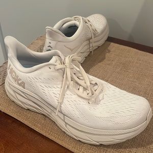 Hoka women’s size 8 1/2